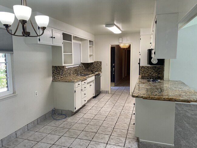 Foto del edificio - 2906 Warwick Ln