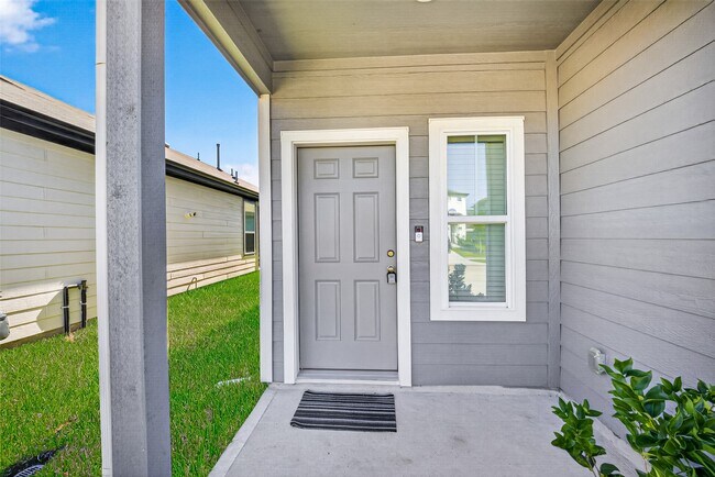 Building Photo - 24657 Monarch Forest Dr