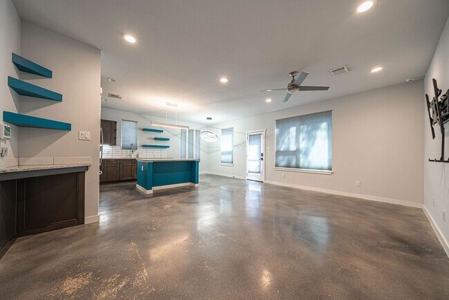 Foto del edificio - 812 N Gevers St