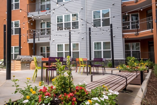 Grilling Pavillion - One305 Central