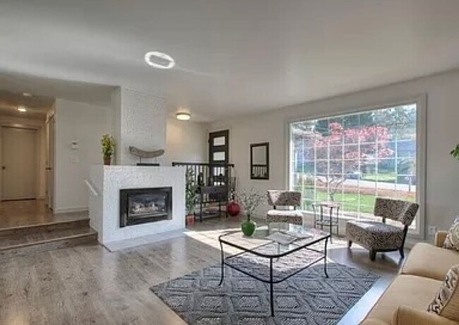 Foto del edificio - Stunning Des Moines Home