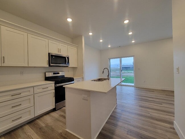 Foto del edificio - 1628 N 840 W