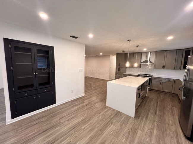 Foto del edificio - 2080 Thunderbird Trail