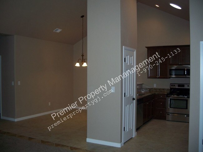 Building Photo - 651 Copper Canyon Dr