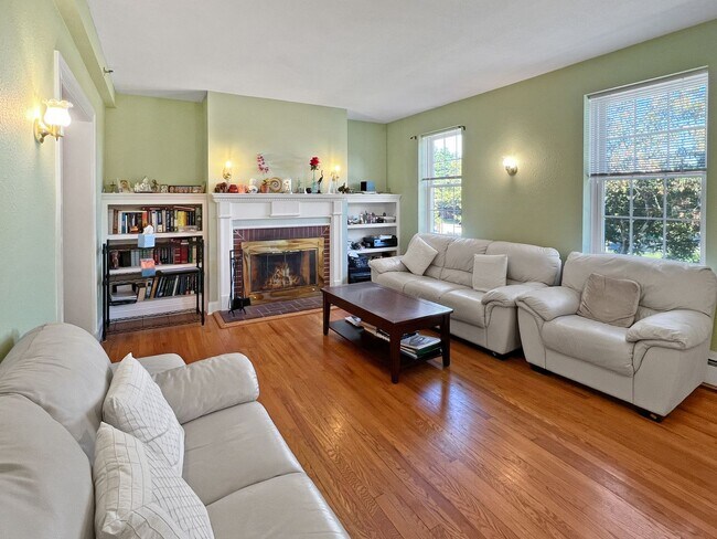 Foto del edificio - 27 Elm Rd