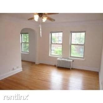 Building Photo - 810 Dempster St