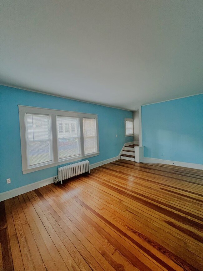 Foto del edificio - Newly Reduced Price - Charming Single-Family Home