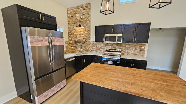Foto del edificio - 6290 Piquad Rd