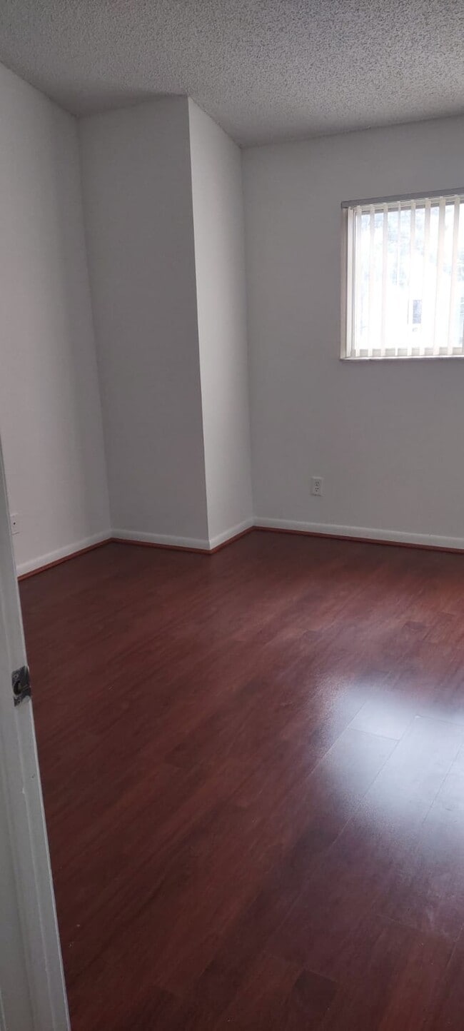 Foto del edificio - 3437 NW 44th St