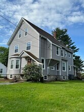 Building Photo - 284 Central St
