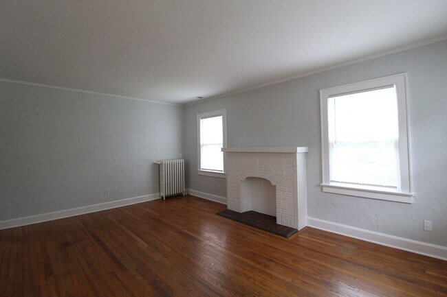 Foto del edificio - 2 Bedroom 1 Bath Home In Fairway