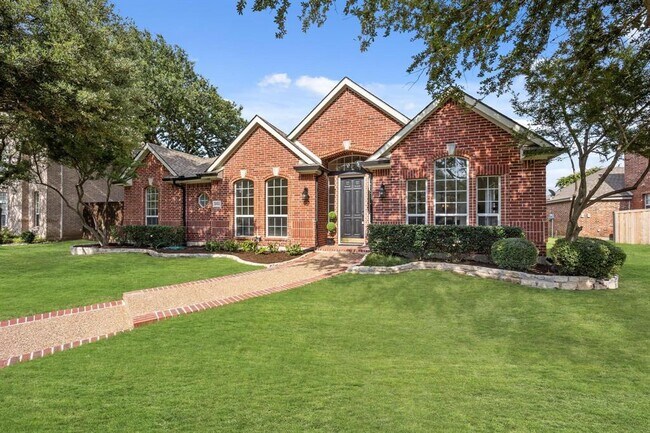 Building Photo - 10808 Briar Brook Ln