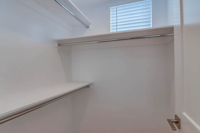 Foto del edificio - REZKO - E Street