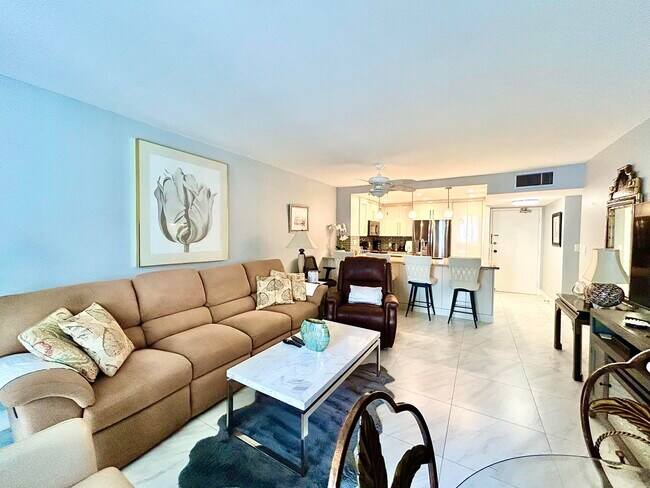 Foto del edificio - 3540 S Ocean Blvd