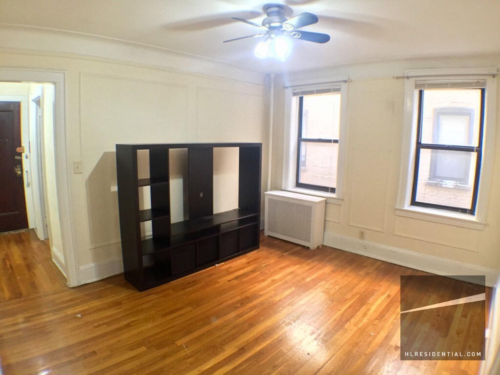 Primary Photo - 3071 33rd St