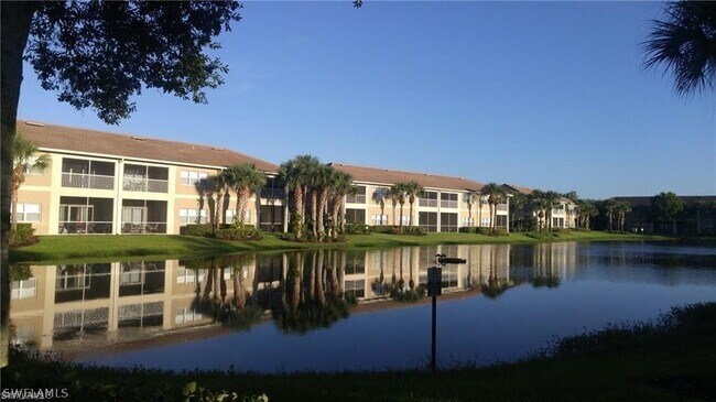 Foto del edificio - 12141 Summergate Cir