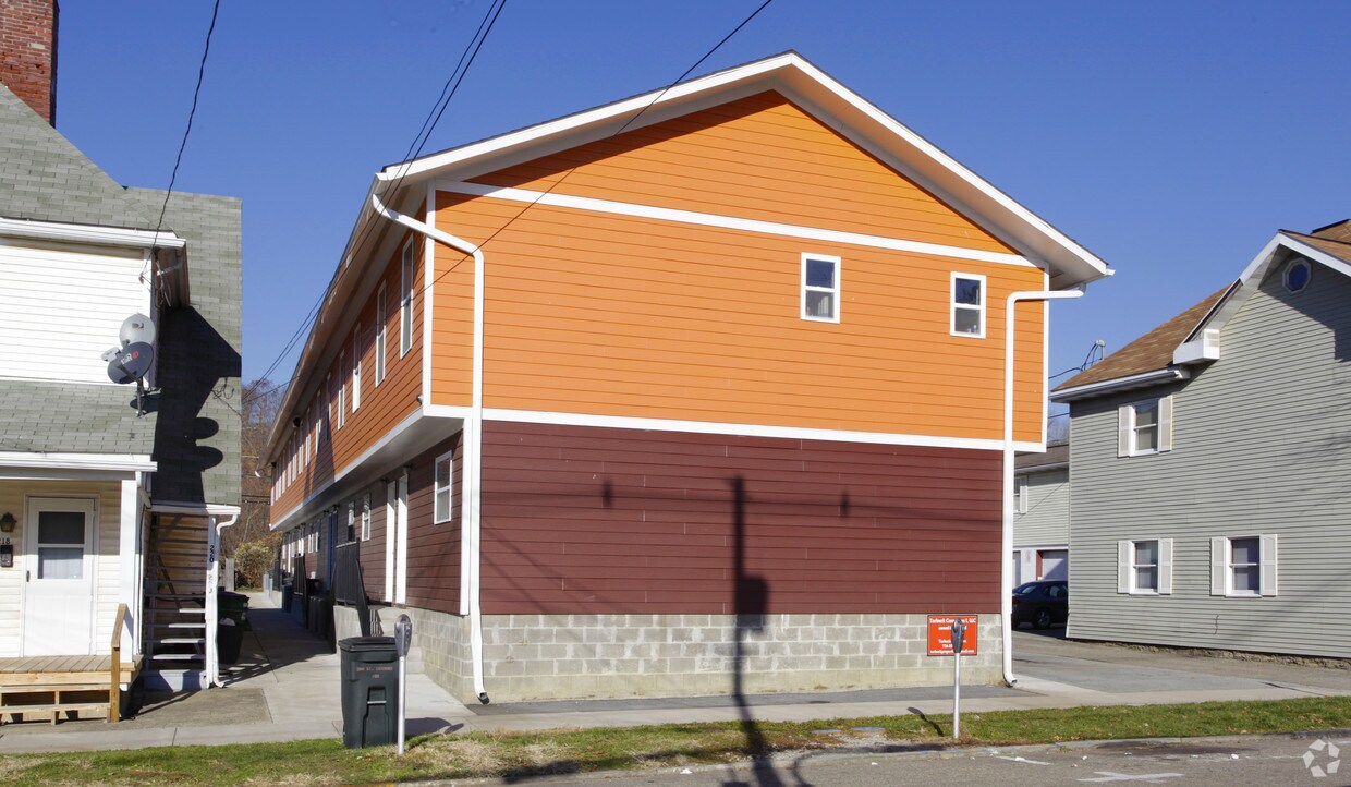 Building Photo - Tarbuck Commons I