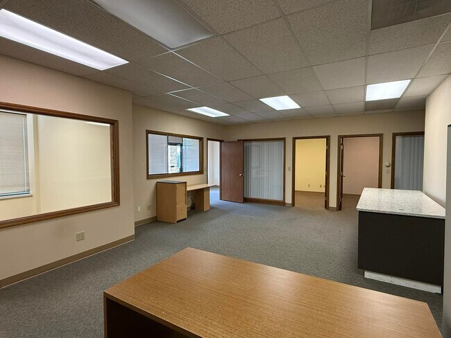 Foto del edificio - 1411 Pate Plaza Dr