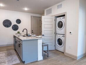 The Daysailer I: 1BR, 1BA- Kitchen - The Waters at Freeport