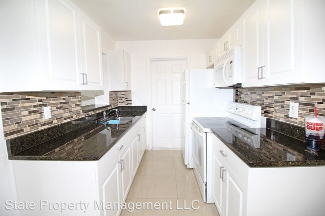 Building Photo - 3 br, 1 bath House - 448 Fanfair Ave