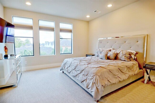 Foto del edificio - 2123 Arabelle St