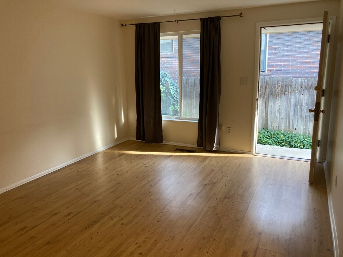 sala de estar - 922 S Lake St