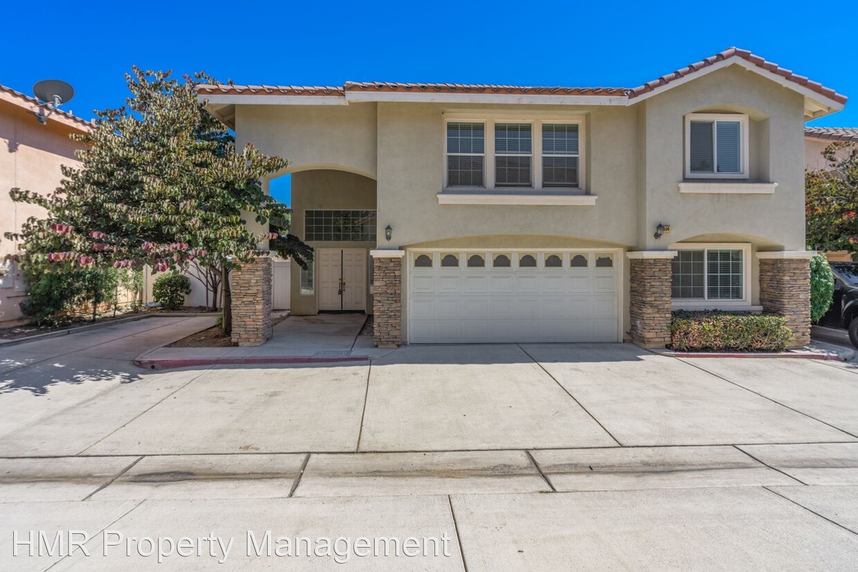 Primary Photo - 5 br, 2.5 bath House - 9614 Helena Ave