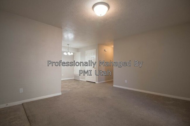 Foto del edificio - 8198 N Cedar Springs Rd