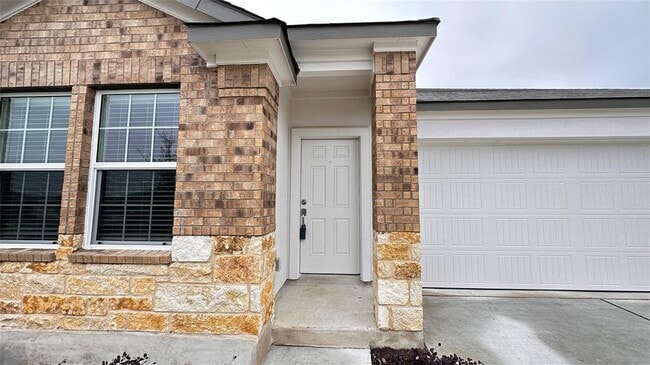 Building Photo - 606 Arnage Dr
