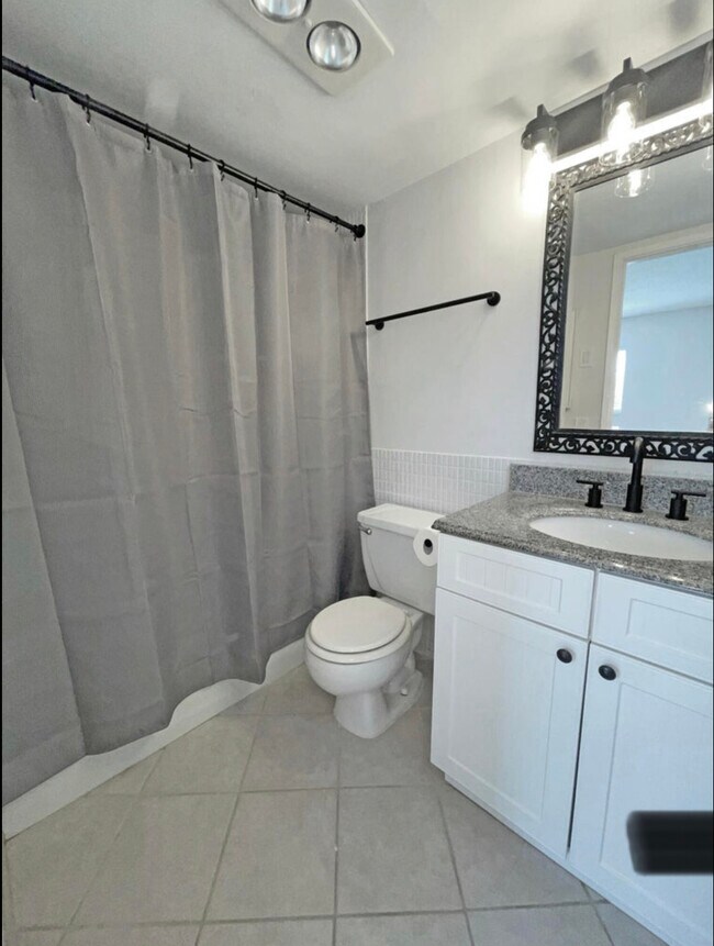 Foto del edificio - 253 S Cypress Rd