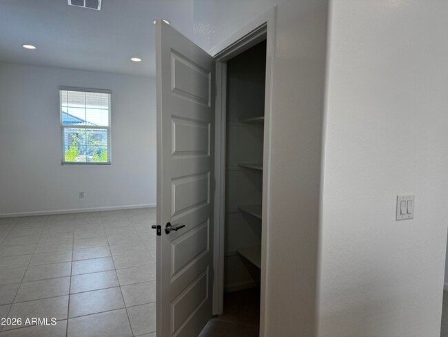 Foto del edificio - 15672 W Williams St