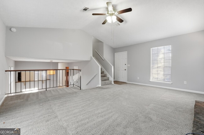 Building Photo - 2623 Laurel View Dr