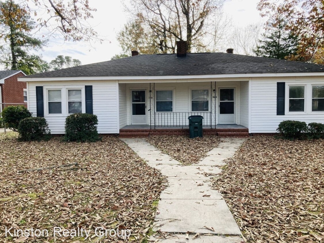 2 Br 1 Bath House 1010 W Lenoir House For Rent In Kinston Nc Apartments Com 2 Br 1 Bath House 1010 W Lenoir House For Rent In Kinston Nc Apartments Com