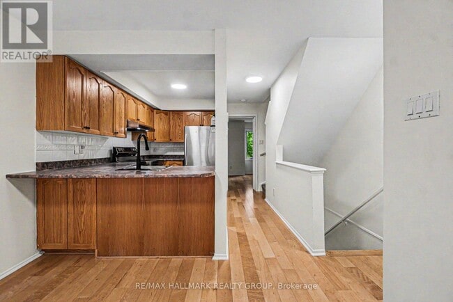 Building Photo - 1102 Blasdell Ave
