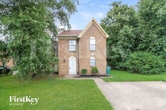 Building Photo - 5864 Ridgehill Dr