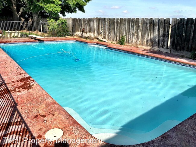 Foto del edificio - 3 br, 3 bath House - 12589 Road 152