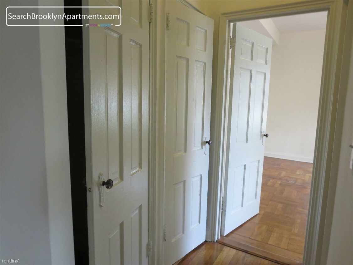 Building Photo - 939 Sterling Pl