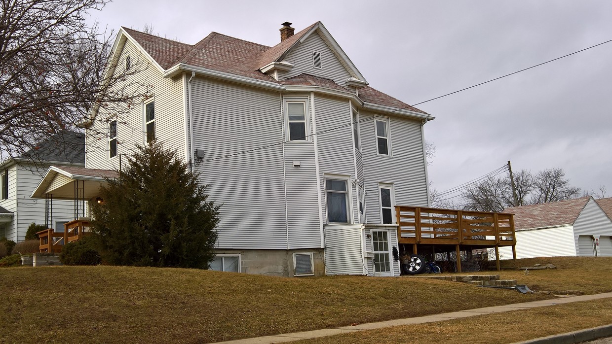 Corner of Ridge and Mulberry - 3823 Ridge Ave