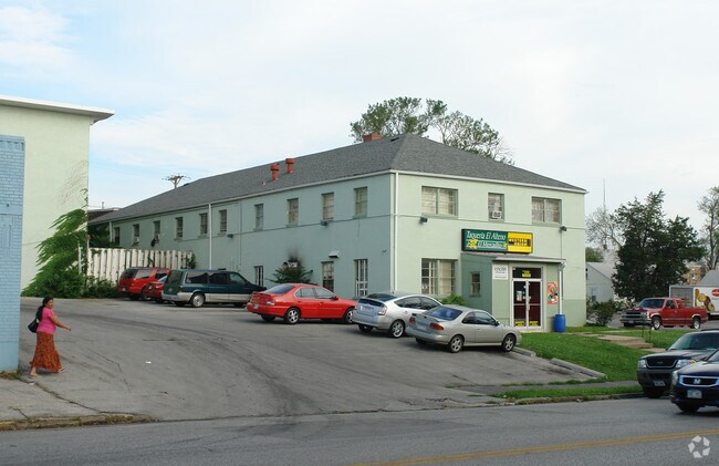 Building Photo - Building 3