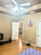 Building Photo - 26418 Meadow Dawn Ln