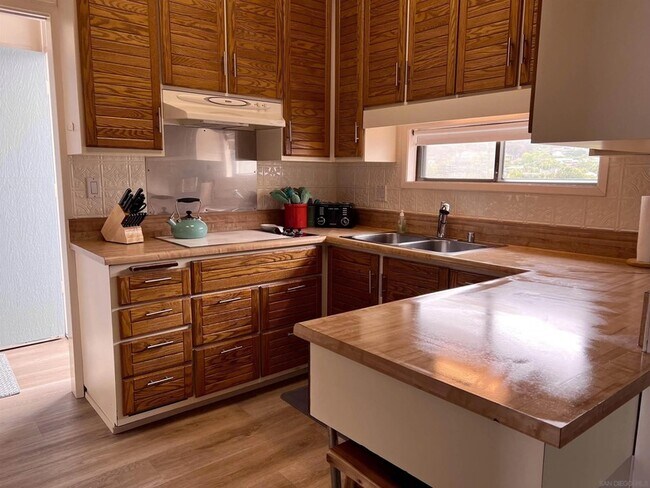 Foto del edificio - 8263 Camino Del Oro