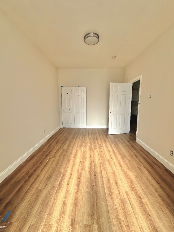 Foto del edificio - 220 Monterey Blvd