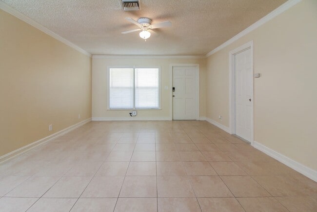 Building Photo - 22816 SW 65th Way