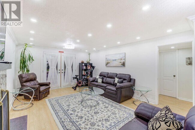 Photo du bâtiment - 946 McBride Ave