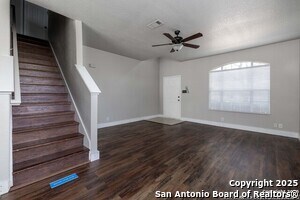 Foto del edificio - 9103 Tezel Ct