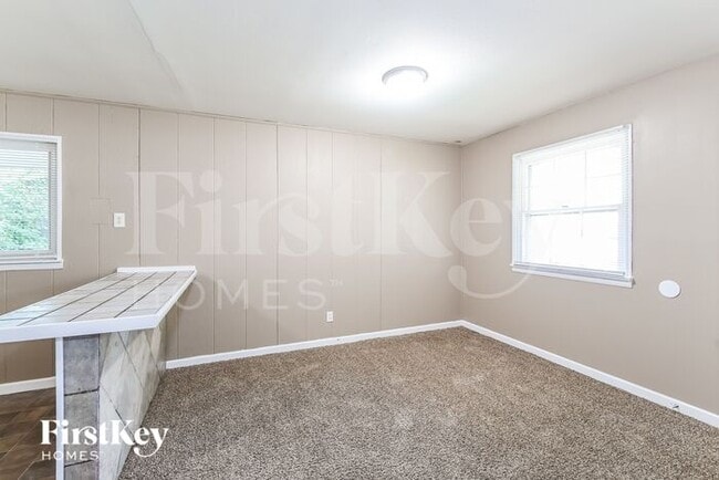 Building Photo - 510 Impala Ln