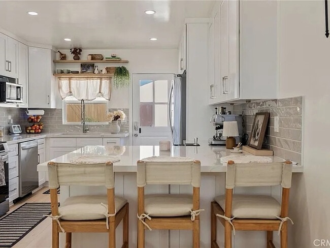 Building Photo - 13927 Flatbush Ave