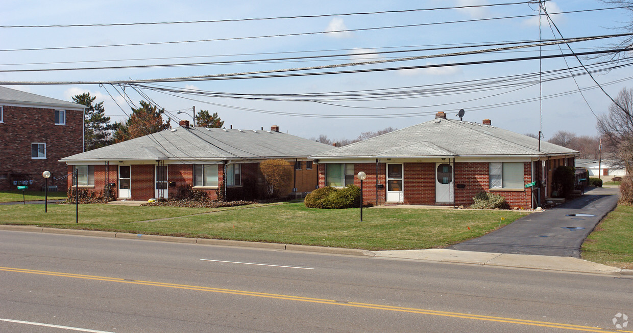 Building Photo - Cypress West Fairlawn Apartments