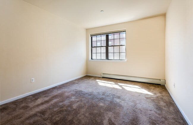 Foto del edificio - 1071 E 73rd St