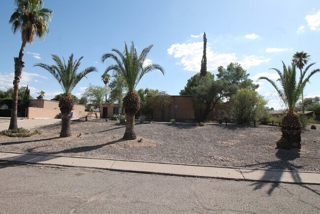 Foto del edificio - 8360 E Wrightstown Rd